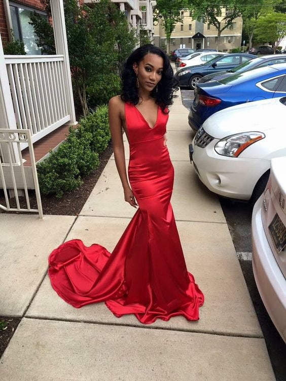 2025 Sheath Red Satin V Neck Sheath Long Prom Dress With Long Train